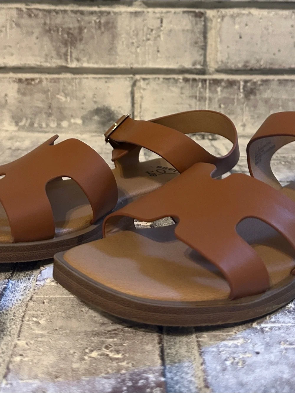 art class Brown Girls' Slide Sandals with Buckle